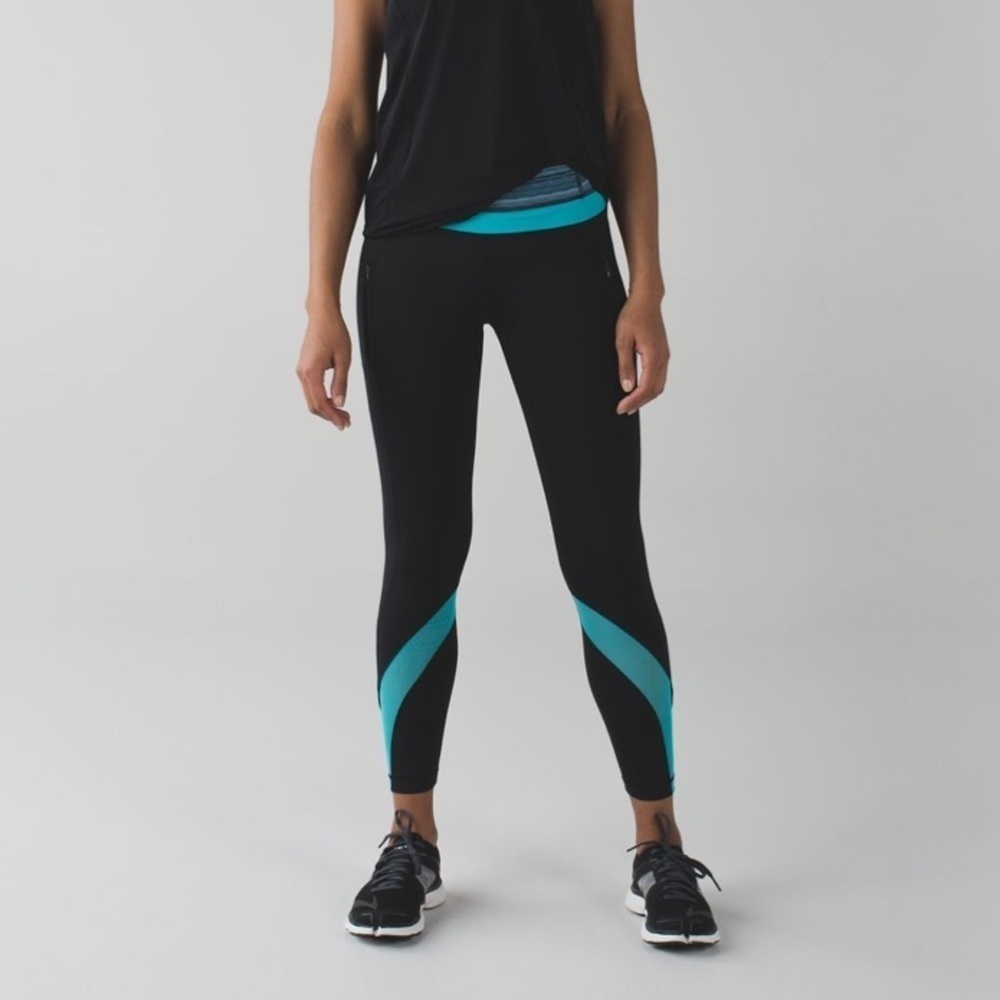 Lululemon Inspire Tight II in Black/Space Dye Twist Naval Blue Peacock Blue Sz 8